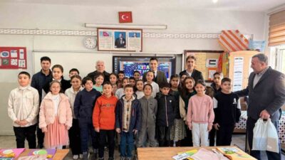 Diyarbakır’ın Çermik ilçesinde çocuklar karnelerini alarak yarıyıl tatiline başladı. İlçe