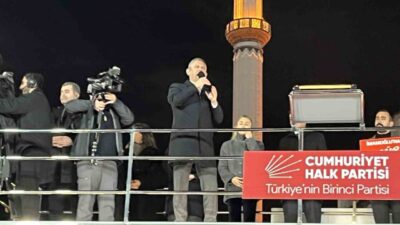Cumhuriyet Halk Partisi (CHP) Genel Başkanı Özgür Özel, partisi tarafından