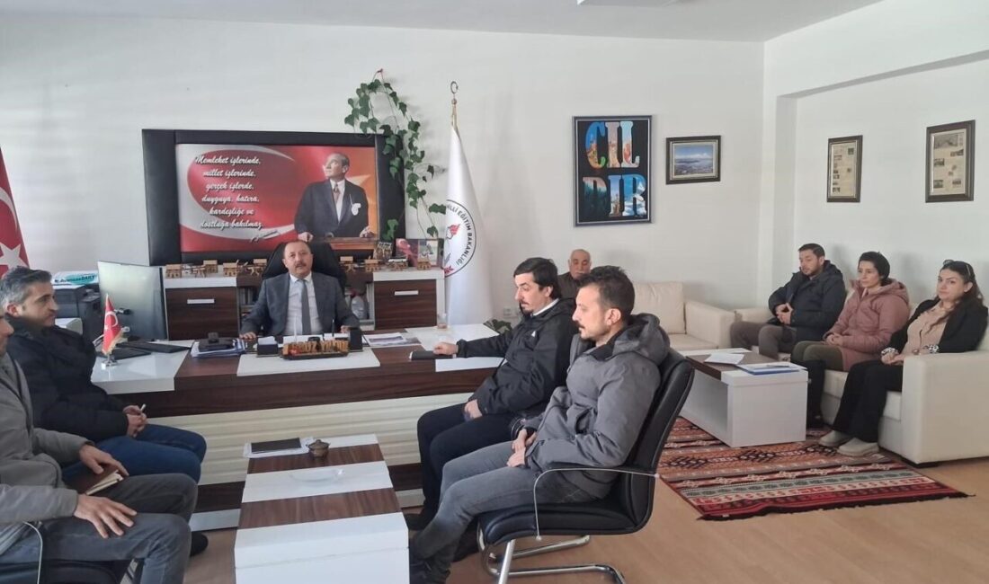 Çıldır İlçe Milli Eğitim Müdürlüğü Toplantı Salonunda İlçe Milli Eğitim