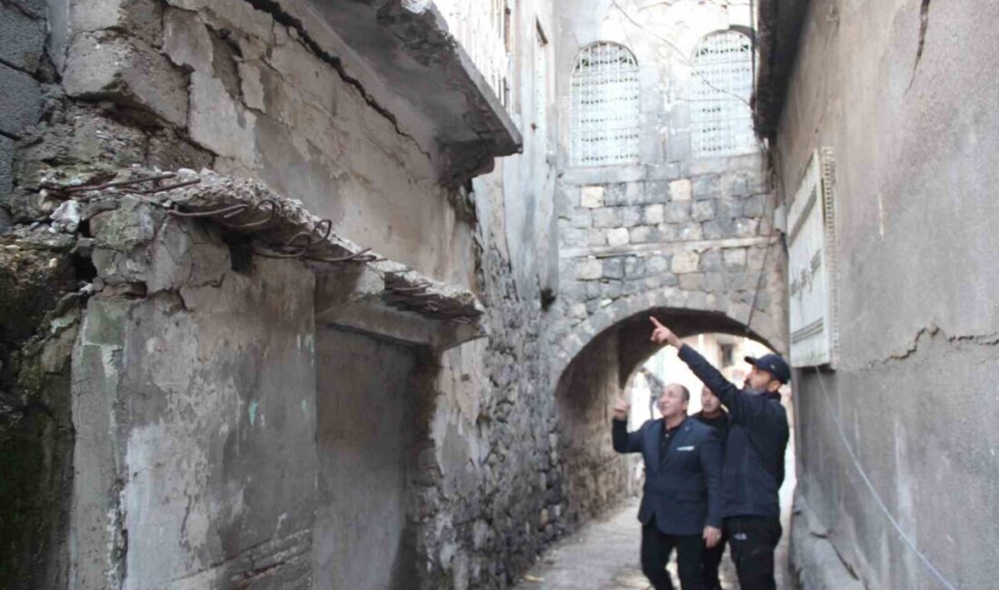 Şırnak’ın Cizre ilçesinde bulunan yaklaşık 200 yıllık tarihi kemerli yapı,