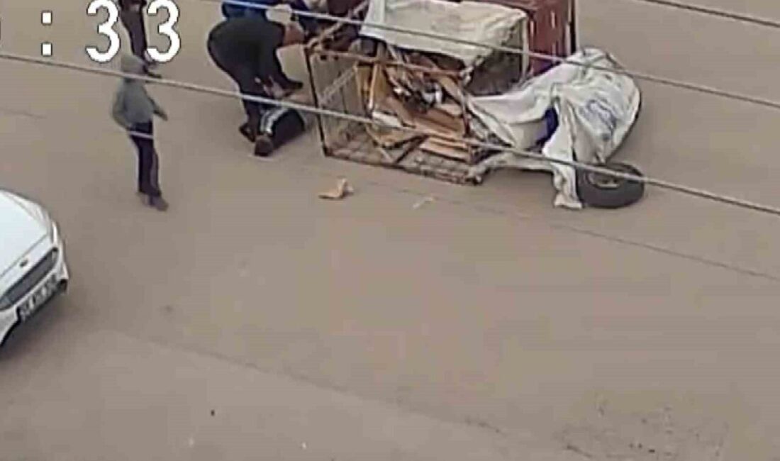 Aksaray’da çocuğun kullandığı üç tekerlekli elektrikli motosiklet, viraja hızlı girilmesi