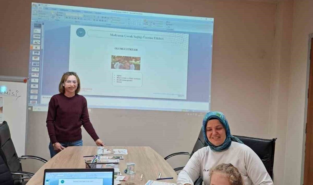 DÜZCE (İHA) – Düzce İl Sağlık Müdürlüğü ailelere ve çocuklara