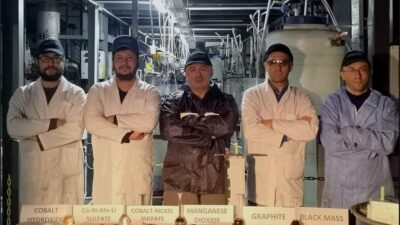 Kullanım ömrünü tamamlayan hurdalığa ayrılan elektronik eşyalar, dünyada “kent madenciliği”