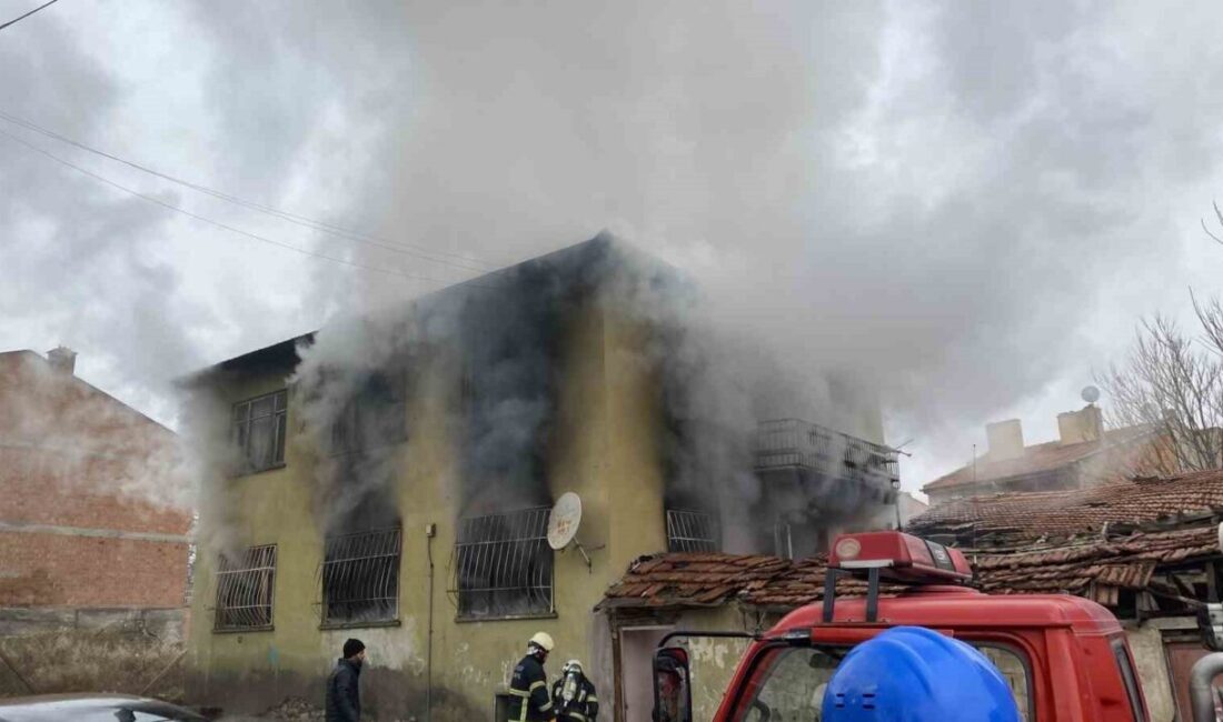 Çorum’da 7 kişilik bir ailenin yaşadığı 2 katlı evde çıkan