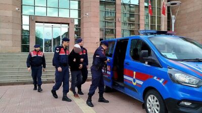 Çorum’un Osmancık ilçesinde jandarma ekiplerince bir şahsın ev ve iş