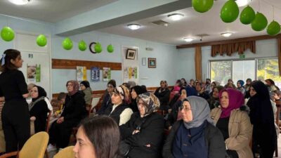 DÜZCE(İHA) – Düzce Sağlık Müdürlüğü tarafından verilen eğitimlerde kanserin erken