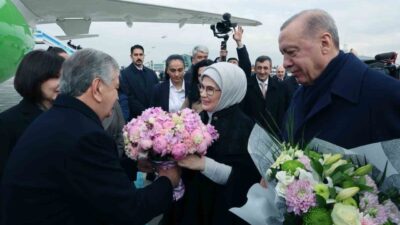 Cumhurbaşkanı Recep Tayyip Erdoğan, Özbekistan Cumhurbaşkanı Şevket Mirziyoyev’i resmi törenle