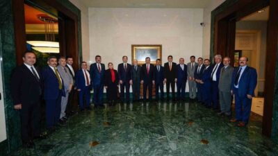 Cumhurbaşkanı Yardımcısı Cevdet Yılmaz, Avrupa’dan gelen Ezidi toplumu temsilcilerini Cumhurbaşkanlığı