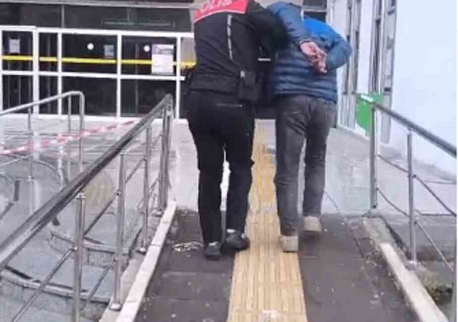 Hatay’da Cumhurbaşkanı’na hakaret suçundan 1 yıl 5 ay kesinleşmiş hapis