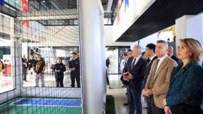 Mesleki eğitimi üretim sahasıyla buluşturan DAHİ Mersin Projesi kapsamında, öğrenciler