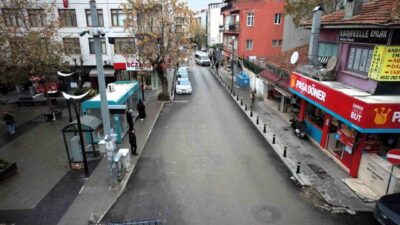 Darıca’da altyapı işlemleri tamamlanan caddelerde üstyapı yenileme çalışması gerçekleştiriliyor. Kocaeli