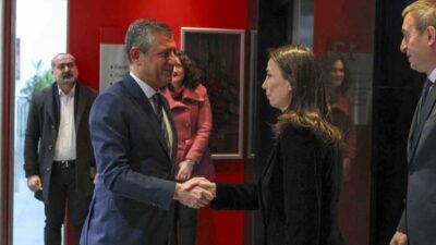 CHP Genel Başkanı Özgür Özel, DEM Partili Tuncay Bakırhan ve