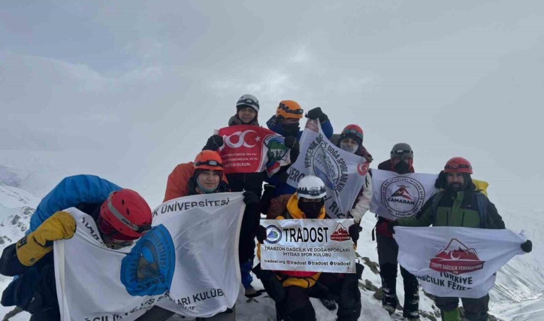 Trabzonlu dağcılar, Demirkapı Tepesi’nde zorlu kış şartlarında gerçekleştirdikleri zirve tırmanışını