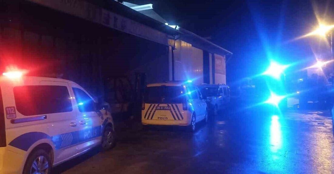 Denizli’de esnaflık yapan 20 yaşındaki Baran Sami Vural, iş yerinde