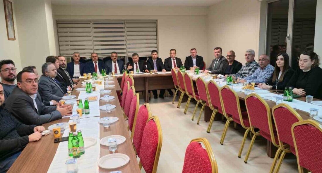 Devlet Memurları Konfederasyonu Genel Sekreteri Tuncay Cengiz, “Başta vergi müfettişleri