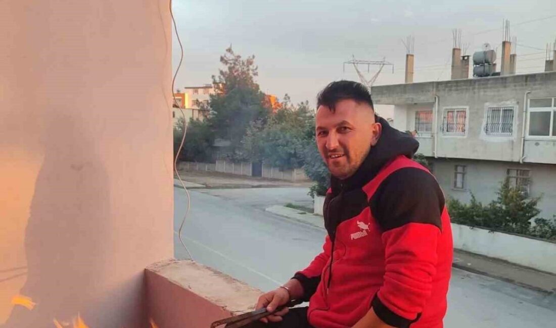 Mersin’in Tarsus ilçesinde devrilen traktörün altında kalan sürücü hayatını kaybetti.