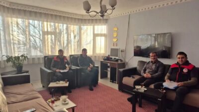 Ağrı’nın Diyadin ilçesine bağlı Satıcılar Köyü’nde gerçekleştirilen aile ziyaretleri kapsamında,