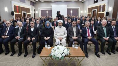 Diyanet İşleri Başkanı Safi Arpaguş, “Müftü, şehrinde bir yetimin başı
