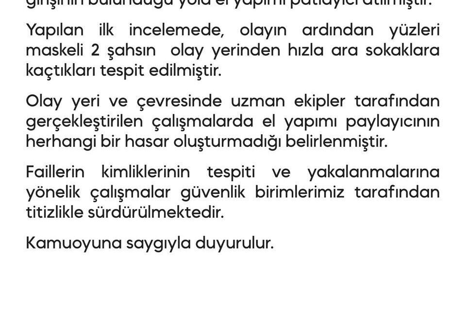 Diyarbakır Emniyet Müdürlüğü hizmet binası girişinin bulunduğu yola el yapımı