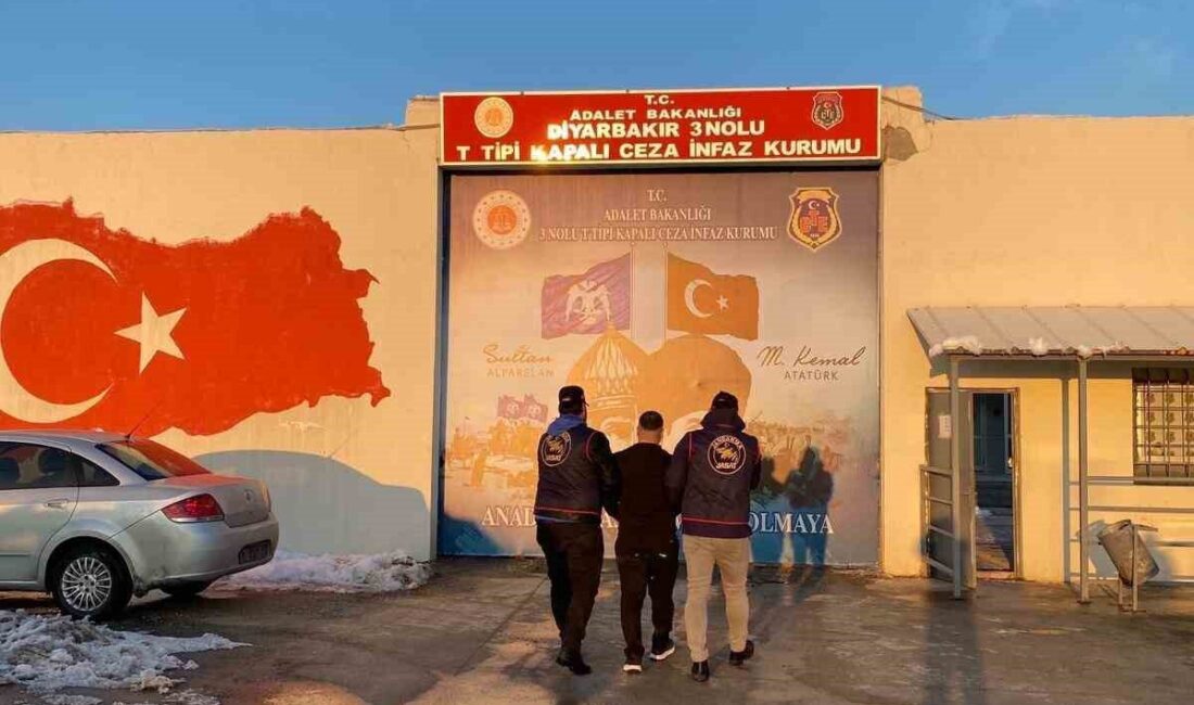 Diyarbakır’da farklı suçlardan araması bulunan 140 kişi, JASAT tarafından yakalanarak