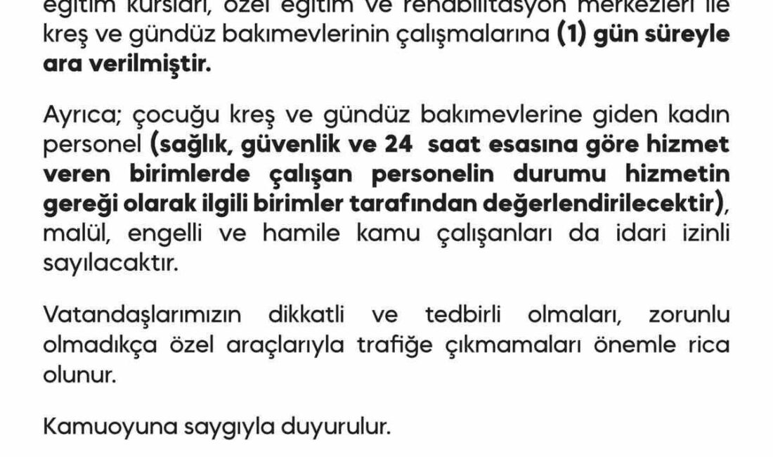 Diyarbakır’da yoğun kar yağışı nedeni ile kreş, gündüz bakımevleri, özel