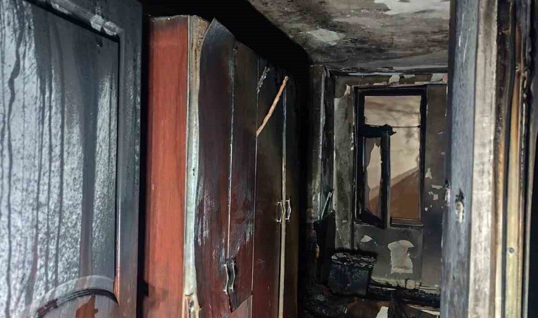 Diyarbakır’ın Sur ilçesinde bir otelde çıkan yangın paniğe neden oldu.