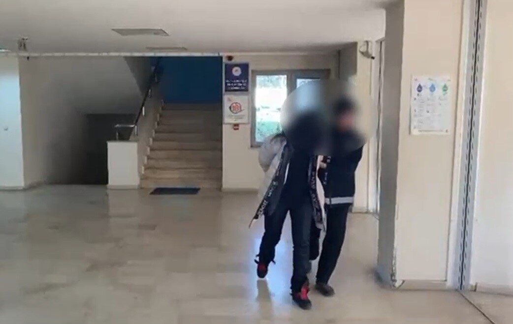 Diyarbakır’dan İstanbul’a uyuşturucu madde taşıdığı tespit edilen Güney Afrika uyruklu