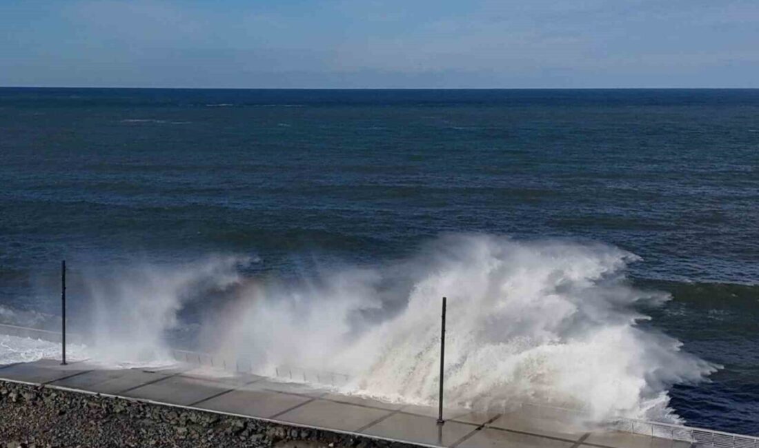 Meteoroloji Genel Müdürlüğü, Doğu Karadeniz’de bugün başlayacak fırtınanın yarın etkisini
