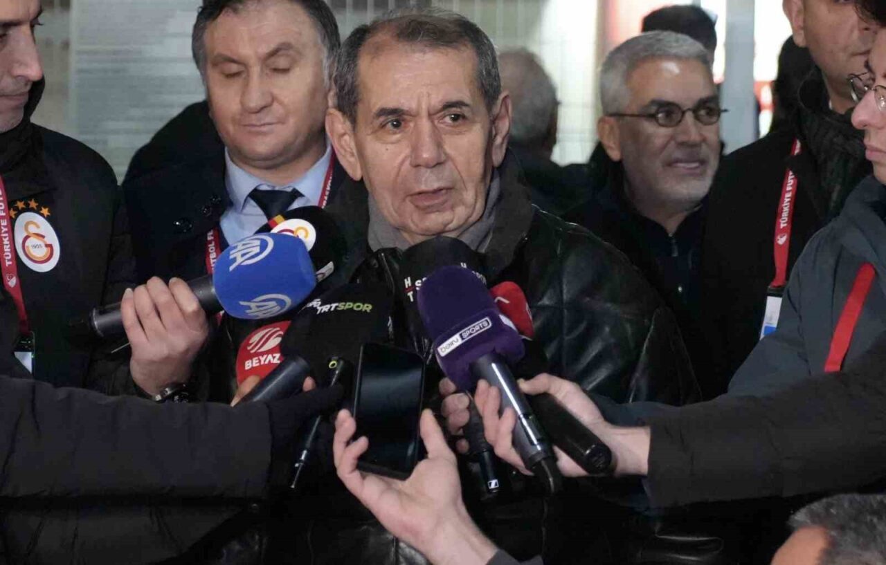 Galatasaray Spor Kulübü Başkanı Dursun Özbek, “Transfer sezonuna hazırlandık. Eksiklerimiz