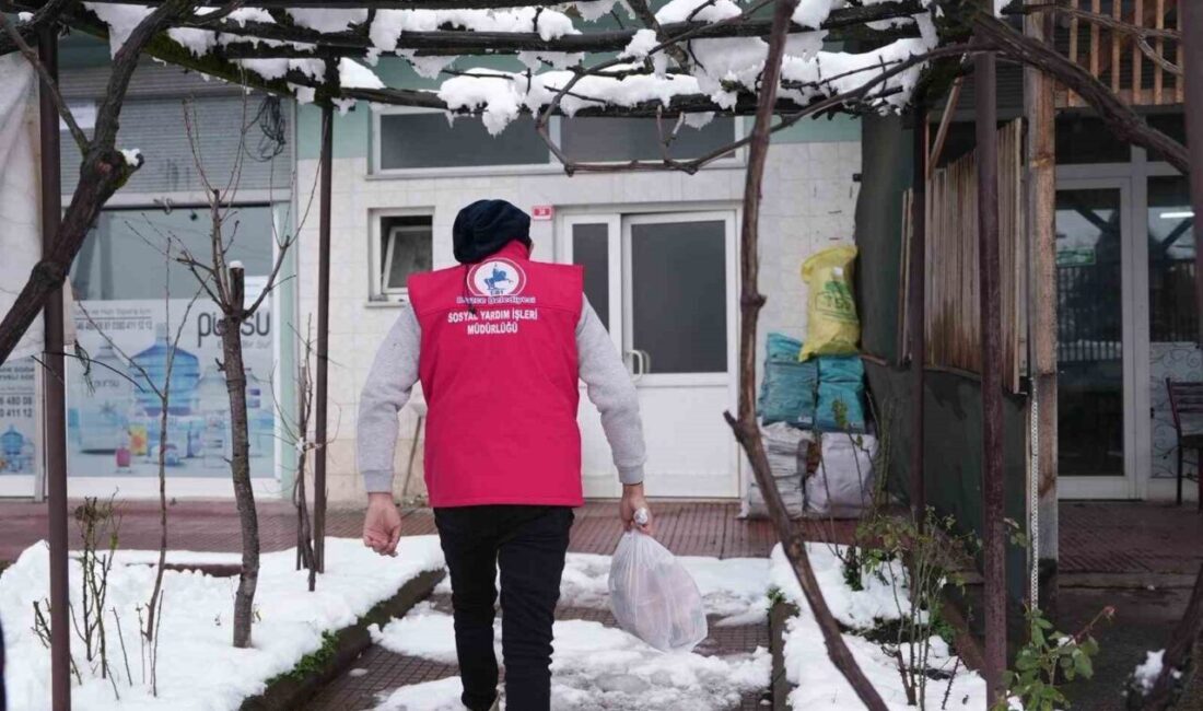 Düzce Belediyesi, sıcak yemek hizmetini kar-kış demeden sürdürerek, ihtiyaç sahiplerine