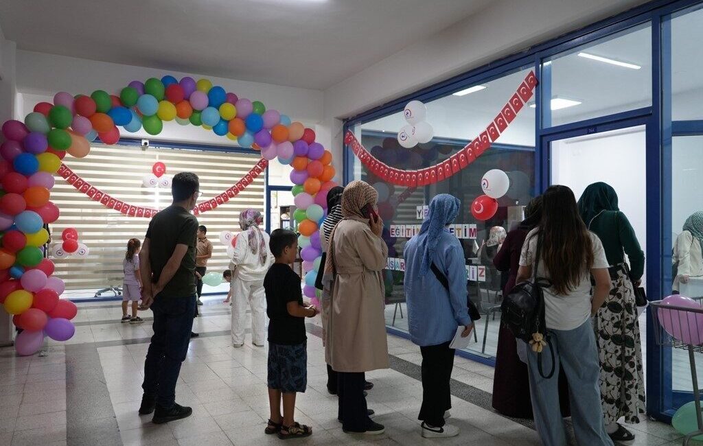 Düzce Belediyesi Sosyal Hizmetler Müdürlüğü, evde bakım hizmetlerinden hayır çarşısı