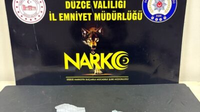 Düzce’de Narkotik Suçlarla Mücadele ekipleri yaptıkları operasyonda 2 kişi tutuklandı
