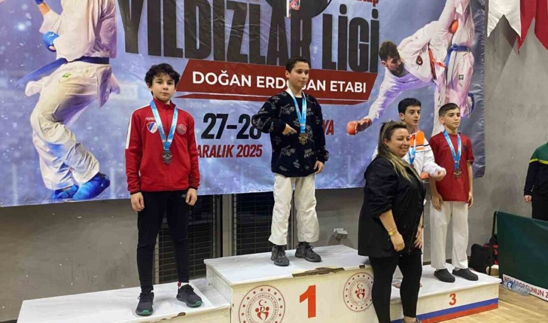 DÜZCE(İHA) – Türkiye Yıldızlar Karate Ligi 2. etap müsabakalarında Düzceli