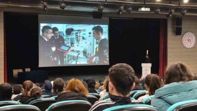 Düzce’de eğitim gören lise öğrencilerine yönelik düzenlenen programda, Milli Savunma