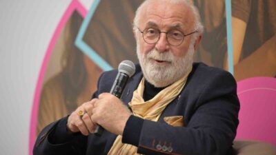 Kocaeli’de yeni yılın ilk söyleşi ve atölye etkinliğinde ebru sanatının