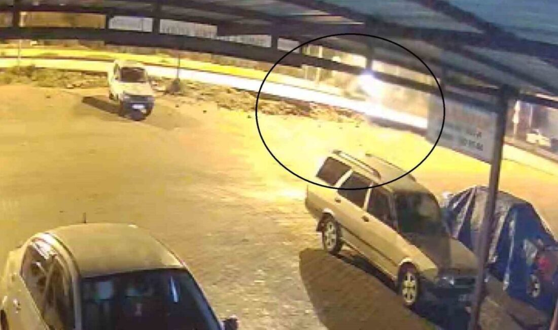 Hatay’da aydınlatma direğine çarparak takla atan otomobilde hayatını kaybeden 7