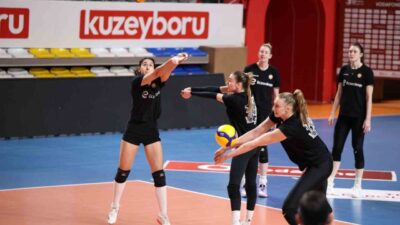 Eczacıbaşı Dynavit, Vodafone Sultanlar Ligi’nin ikinci yarısına deplasmanda başlıyor. Ligin