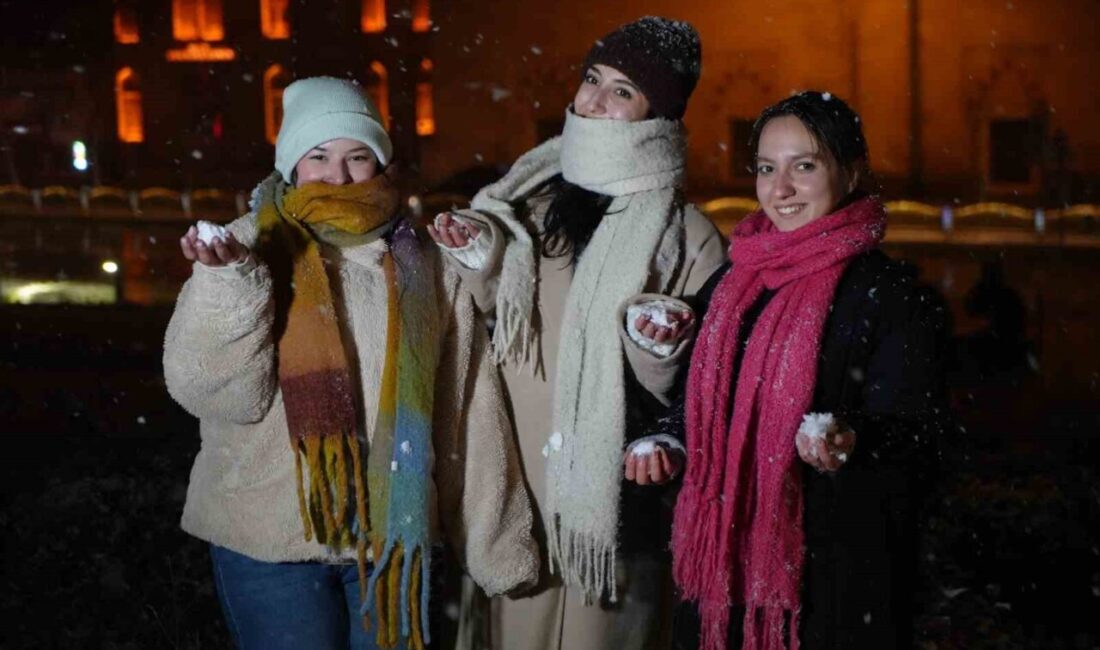 Balkanlar üzerinden gelen soğuk hava dalgasının etkisiyle Edirne’de akşam saatlerinde
