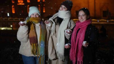 Balkanlar üzerinden gelen soğuk hava dalgasının etkisiyle Edirne’de akşam saatlerinde