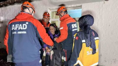 Edirne’de çatısı çöken metruk evin yanındaki müstakil evde yaşayan 5