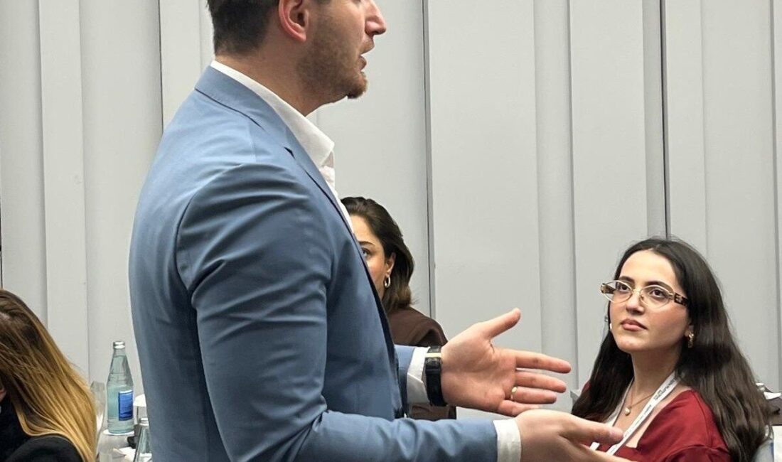 Eğitim Bilimci ve Pedagog Kamil Vüsal Paşayev, Azerbaycan’ın başkenti Bakü’de