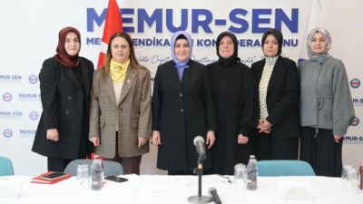 Eğitimciler Birliği Sendikası (Eğitim-Bir-Sen) Kadın Komisyonu Başkanı Sıdıka Aydın, “Kadınlar