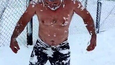 Ankara’nın Beypazarı ilçesinde off-road yapan Öner Çağlayan, eksi 15 derecede