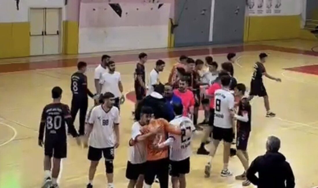 Elazığ Gençlik Spor Kulübü Erkekler Hentbol Takımı 5’te 5 yaptı.