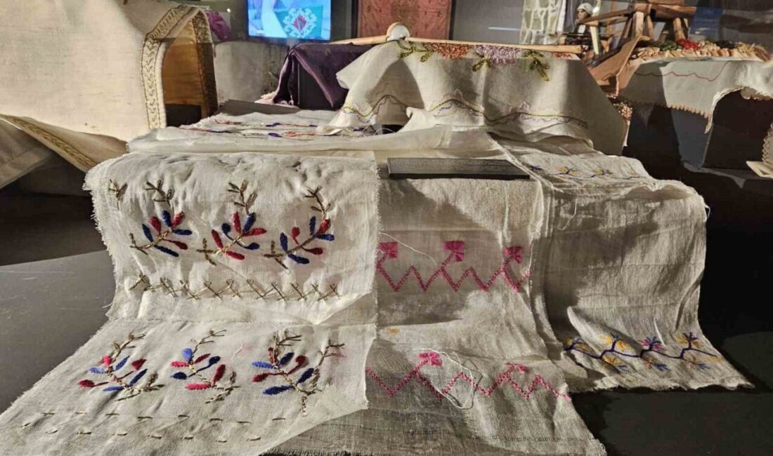 Elazığ Kent Müzesi bünyesindeki el işi ürünleriyle adeta geçmişe ışık