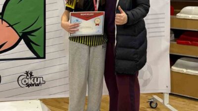 Elazığlı sporcular Bilek Güreşi Grup Yarışmalarında 1 altın 1 gümüş