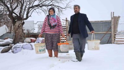 Elazığ’da besiciler dondurucu soğuklarda zorlu bir mesai yürütüyor. Elazığ’da etkili