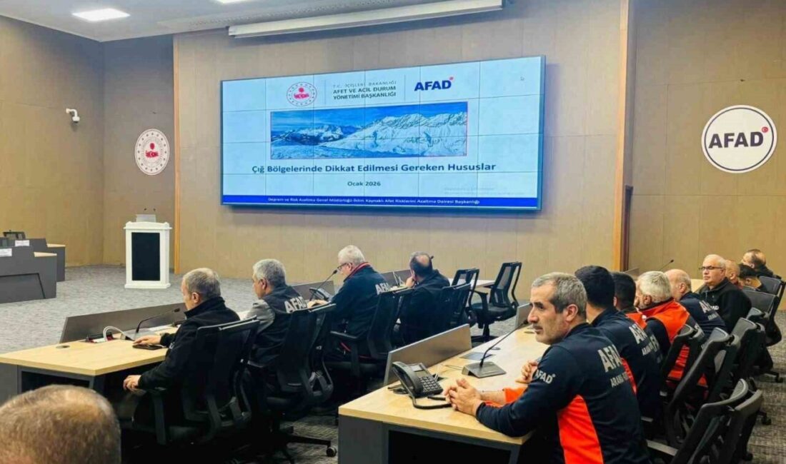 Elazığ’da düzenlenen toplantıda çığ riskine karşı yürütülen mevcut çalışmalar kapsamlı