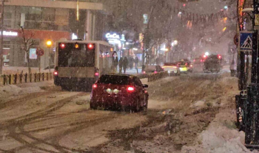 Elazığ’da dün gün boyu etkisi sürdüren kar yağışı bugün de