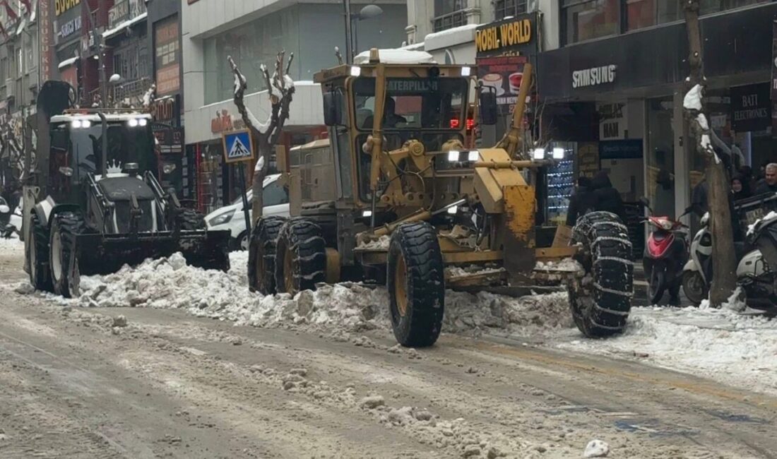 Elazığ Belediyesi Fen İşleri Müdürlüğü ekipleri tarafından haftalardır etkili olan